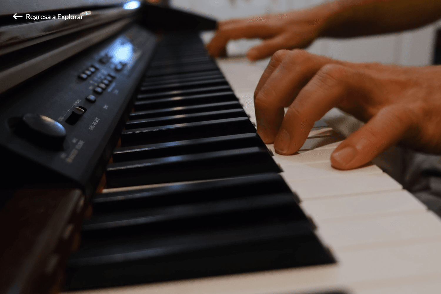 Imagen viendo una serie en mi proyecto "Netflix Layout".